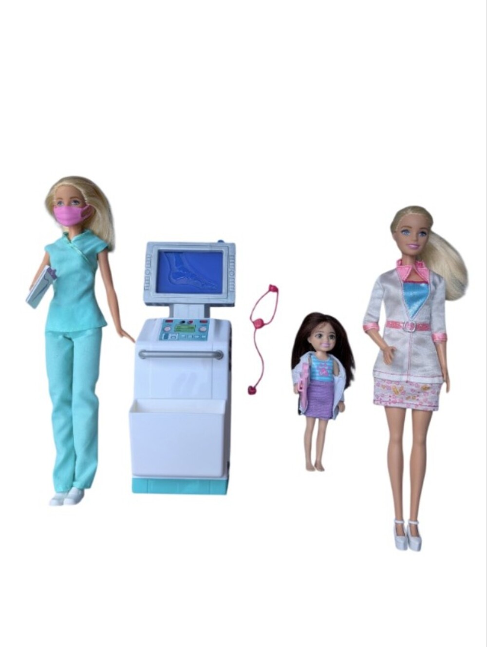 Doctor Barbie, Accessories & Chelsea Vet Doll